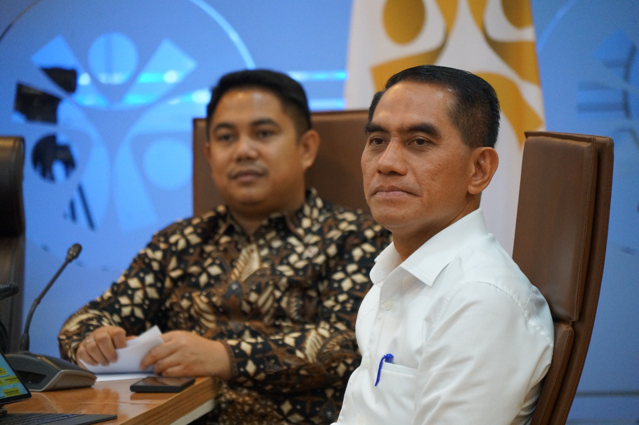 Menteri P2MI Mukhtarudin menggelar rapat perdana secara virtual dengan seluruh Kepala Balai Pelayanan Pelindungan Pekerja Migran Indonesia (BP3MI) se-Indonesia. (BeritaNasional/Elvis Sendouw/HO P2MI)
