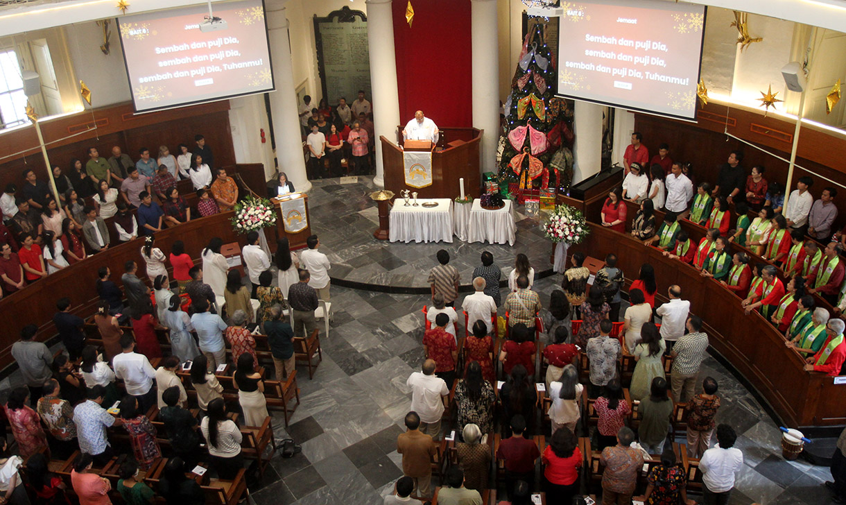 Umat Protestan mengikuti Misa Natal di GPIB Immanuel, Jakarta, Rabu (25/12/2024).(BeritaNasional.com/Oke Atmaja)