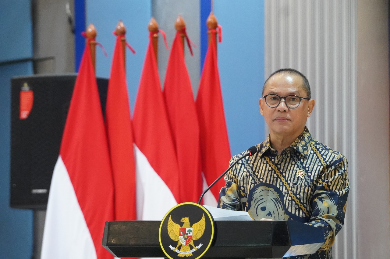 P2MI lakukan  penadatangan nota kesepahaman (MoU) antara KemenP2MI dengan Kementerian Energi dan Sumber Daya Mineral (ESDM), Kementerian Perindustrian, dan Kementerian Usaha Mikro, Kecil dan Menengah (KemenUMKM) di kantor KemenP2MI. (BeritaNasional/Elvis Sendouw/HO P2MI)