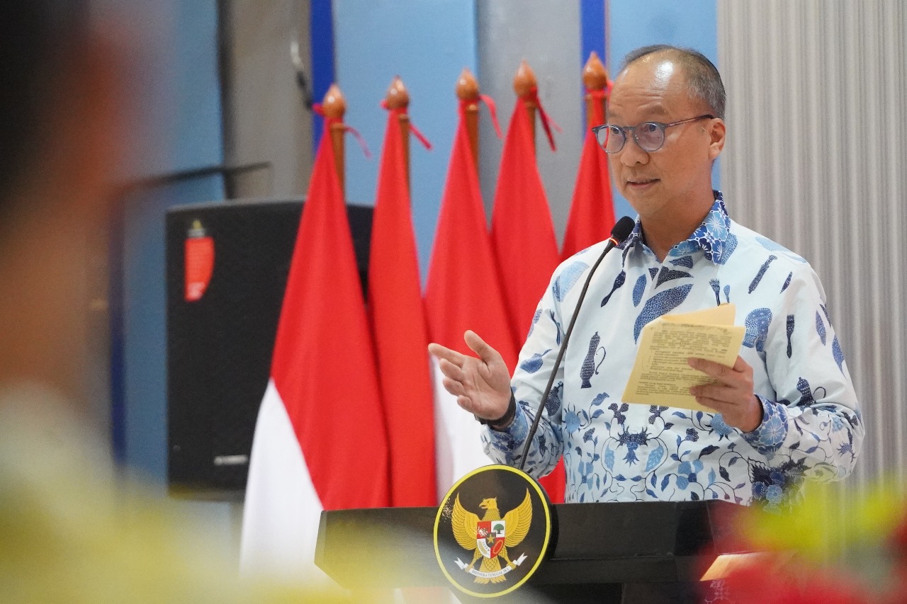 P2MI lakukan  penadatangan nota kesepahaman (MoU) antara KemenP2MI dengan Kementerian Energi dan Sumber Daya Mineral (ESDM), Kementerian Perindustrian, dan Kementerian Usaha Mikro, Kecil dan Menengah (KemenUMKM) di kantor KemenP2MI. (BeritaNasional/Elvis Sendouw/HO P2MI)
