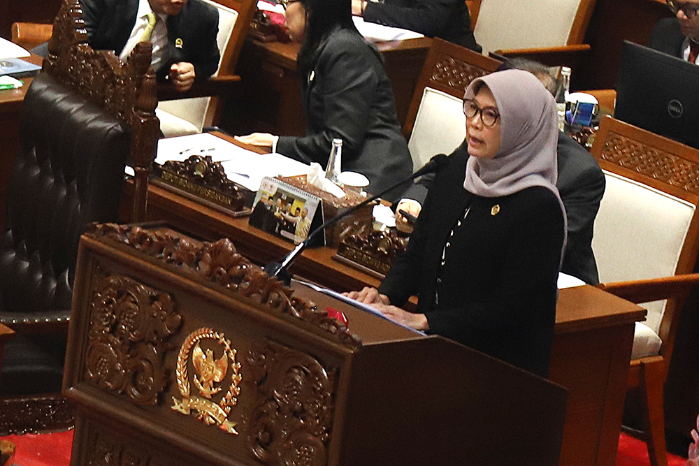 Paripurna DPR, BPK Beri Opini WTP atas LKPP Tahun 2024 Penyampaian laporan BPK dalam rapat paripurna DPR ke-19 masa persidangan III tahun sidang 2024-2025. (BeritaNasional/Elvis Sendouw)