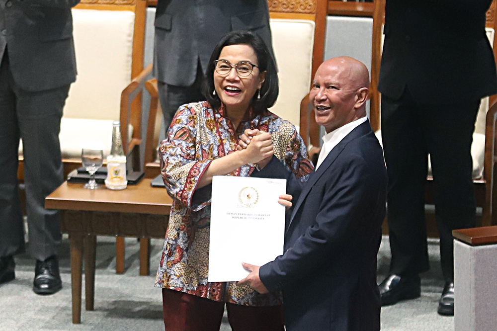 Rapat Paripurna ke-7 Masa Persidangan I Tahun Sidang 2024-2025, DPR mengesahkan Rancangan Undang-Undang (RUU) Anggaran. (BeritaNasional/Elvis Sendouw)