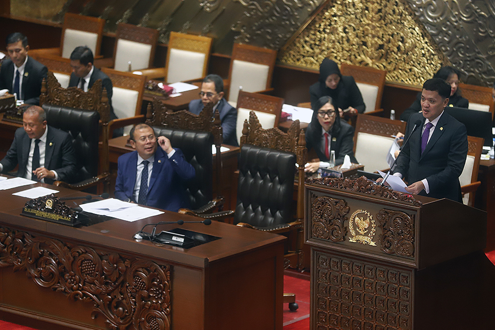 Rapat Paripurna DPR menyetujui Thomas Djiwandono menjadi Deputi Gubernur BI periode 2026-2031. (BeritaNasional/Elvis Sendouw)