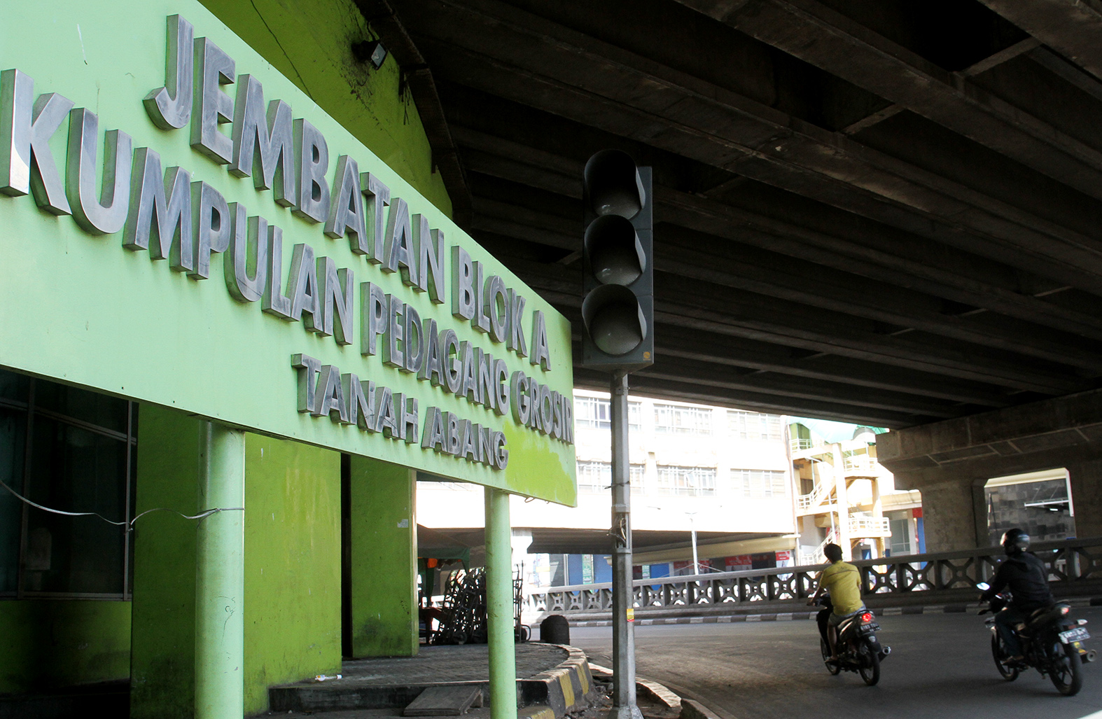 Suasana di Pasar Tanah Abang, Jakarta, Kamis (11/4/2024).(BeritaNasional/Oke Atmaja)