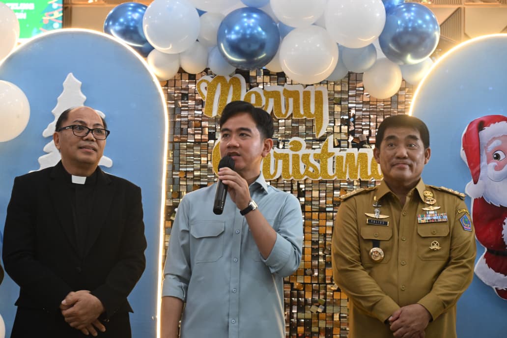 Wapres Gibran Rakabuming mengunjungi perayaan natal di GPdI (Gereja Protestan di Indonesia) Pusat Sam Ratulangi, Manado, Sulut. (BeritaNasional/Elvis/HO Setwapres)