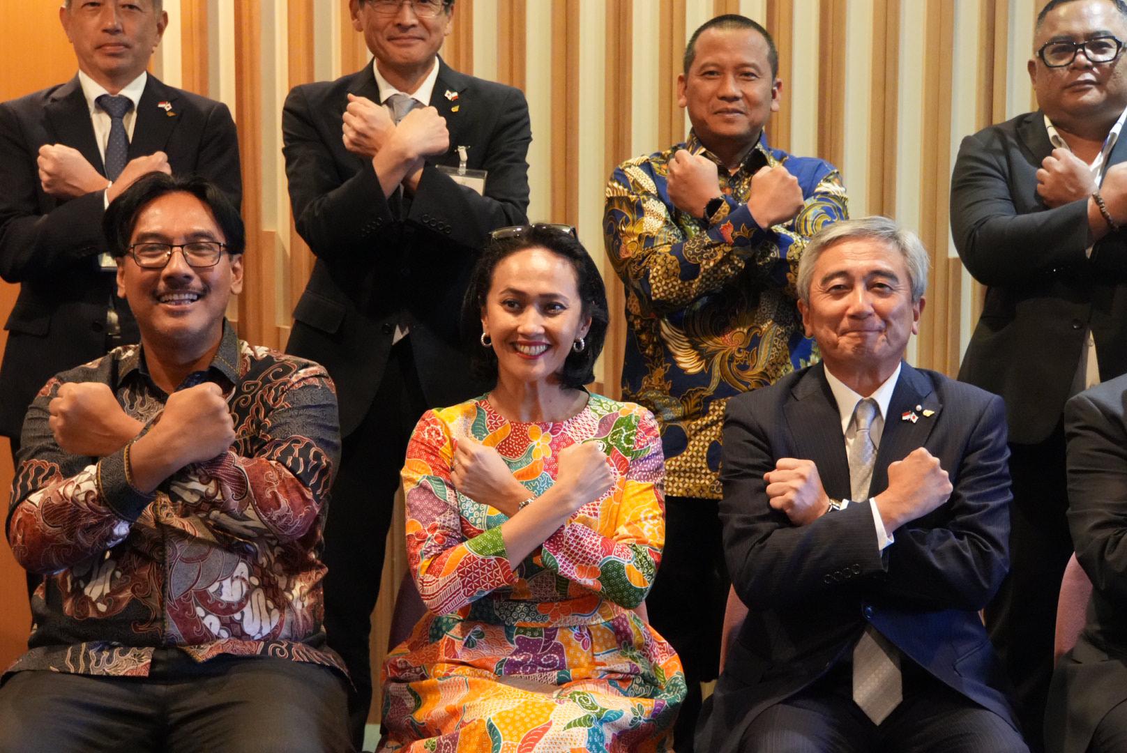 Peluang Sektor Transportasi dan Logistik di Aichi Terbuka Lebar, Wamen Christina Ingatkan Pekerja Migran Kuasai Bahasa Jepang Wakil Menteri Pelindungan Pekerja Migran Indonesia (Wamen P2MI), Christina Aryani kunjungan balasan ke Prefektur Mie, Jepang. (BeritaNasional/Elvis Sendouw/HO P2MI)