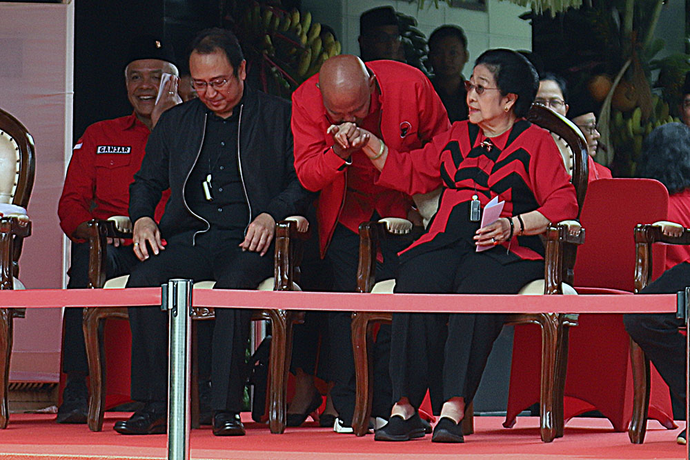 Pembukaan HUT PDI Perjuangan ke 52 di kantor seko;ah partai PDIP. (beritaNasional/Elvis Sendouw)