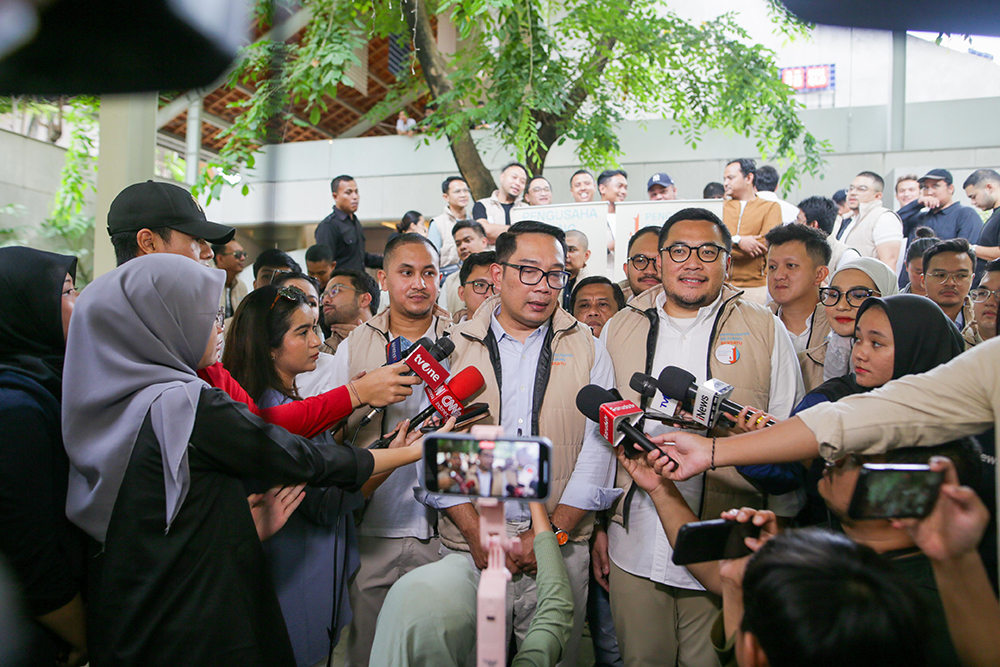 Calon Gubernur nomor urut 1, Ridwan Kamil memberikan sambutan pada saat deklarasi dukungan dari forum para pengusaha muda di Jakarta. (BeritaNasional/HO Tim Rido/Elvis Sendouw)