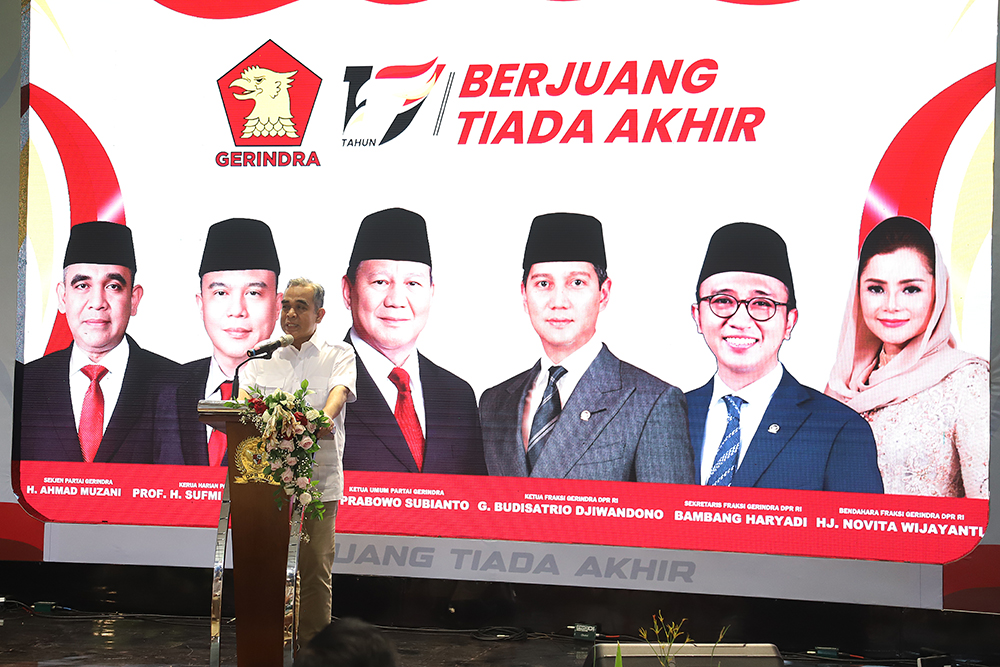 Suasana gedung pencakar langit dan pemukiman padat penduduk di wilayah Tanah Abang,Jak arta, Kamis (6/2/2025). (Beritanasional.com/Oke Atmaja)