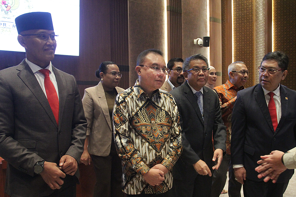 Pergantian Wakil Ketua Komisi I Sufmi Dasco secara resmi menyampaikan pergantian Wakil Ketua Komisi I DPR RI. (BeritaNasional/Elvis Sendouw)