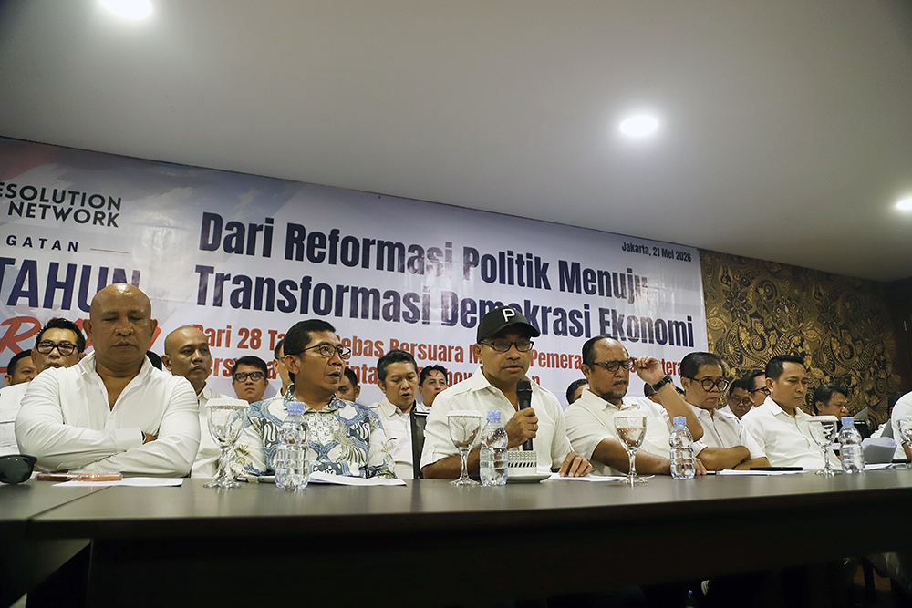 Komunitas aktivis 98 Resolution Network memperingati 28 tahun Reformasi 1998 . (BeritaNasional/Elvis Sendouw)