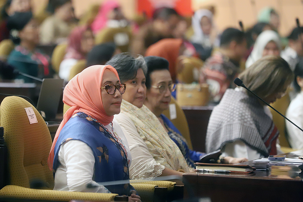 Menteri Pemberdayaan Perempuan dan Perlindungan Anak (PPPA) Arifah Fauzi hadiri peringatan Hari Ibu bersama Kaukus Perempuan Parlemen Politik Indonesia. (BeritaNasional/Elvis Sendouw)