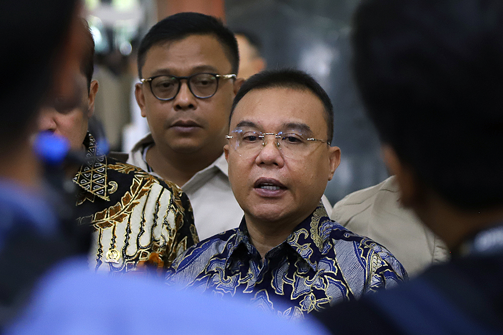 Ketua Dewan Pembina Tim Pemenangan Ridwan Kamil-Suswono yang juga Ketua Harian DPP Partai Gerindra, Sufmi Dasco Ahmad memberikan keterangan kepada wartawan mengenai hasil pilkada Jakarta. (BeritaNasional/Elvis sendouw)