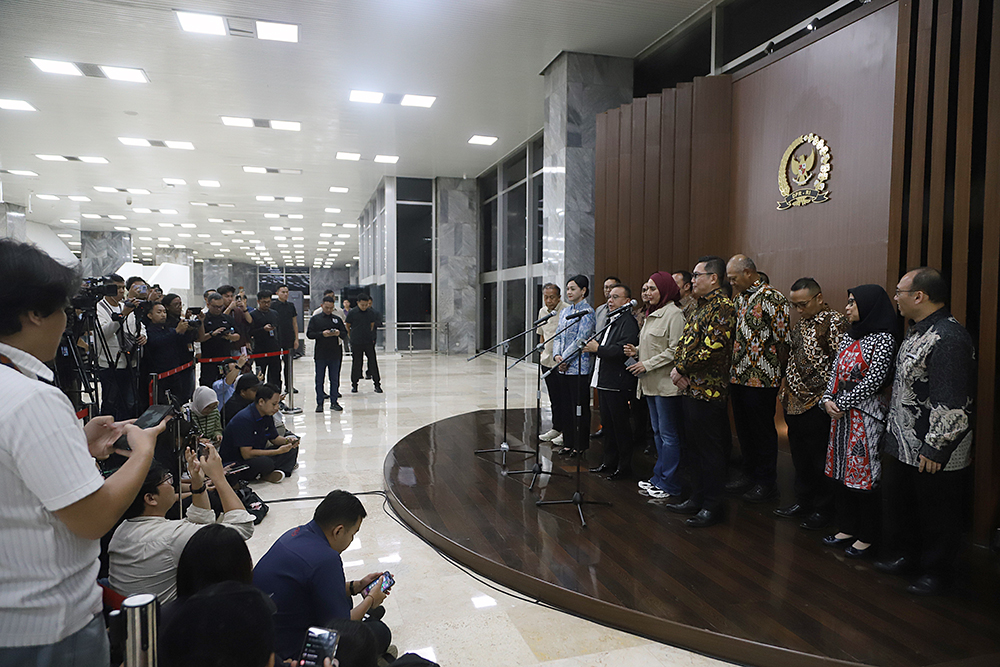 Pimpinan DPR terima OJK dan Bursa Efek Indonesia bahas penguatan pasar modal. (BeritaNasional/Elvis Sendouw)