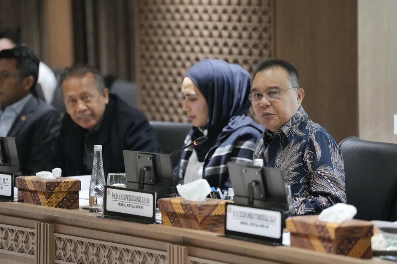 Pimpinan DPR bersama pemerintah gelar rapat koordinasi bahas ekonomi nasional. (BeritaNasional/Elvis Sendouw)