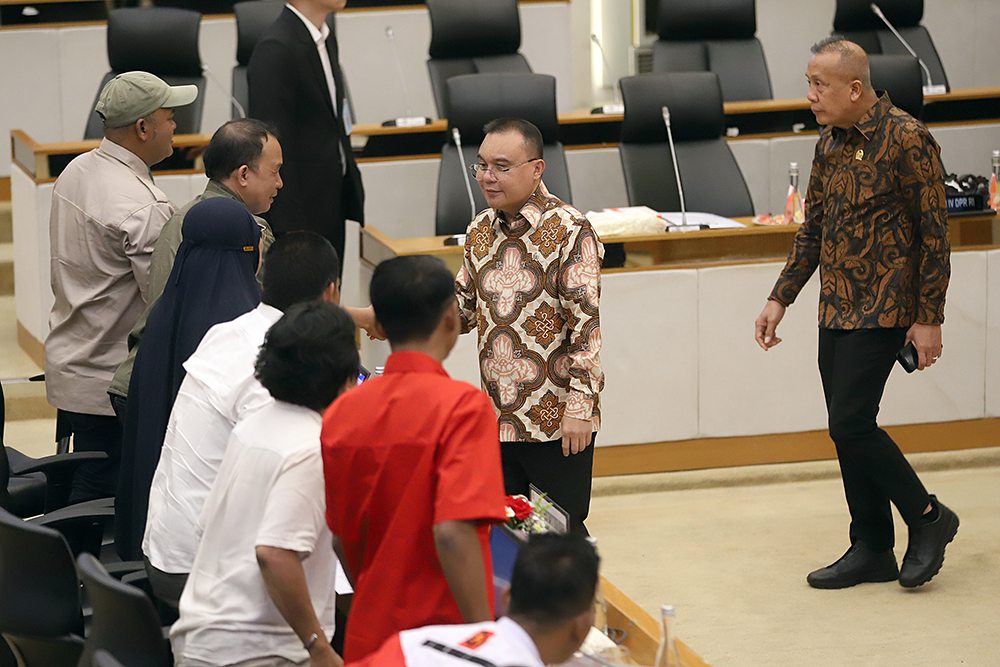 Wakil Ketua DPR RI Sufmi Dasco Ahmad, Wakil Ketua DPR RI Saan Mustopa, dan Wakil Ketua DPR RI Cucun Ahmad Syamsurijal menerima audiensi dengan Koalisi Nasional Reforma Agraria. (BeritaNasional/Elvis Sendouw)
