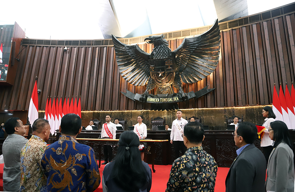 Pimpinan MPR RI dan DPR RI tinjau persiapan sidang tahunan yang akan digelar besok 16 Agustus 2024. (BeritaNasional/Elvis Sendouw)