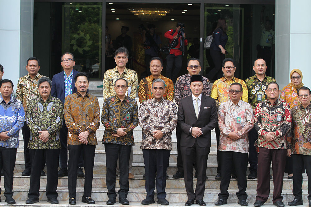Pimpinan MPR Kunjungi Mahkamah Agung Bahas Konstruksi Hukum Pimpimnan MPR RI saat mengunjungi kantor Mahkamah Agung. (BeritaNasional/Elvis Sendouw/Agus SinPo.id)