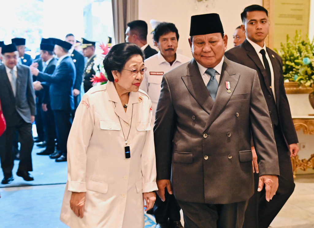 Presiden Prabowo Subianto bersama Ketua Umum PDIP Megawati Soekarnoputri. (Foto/BPMI)