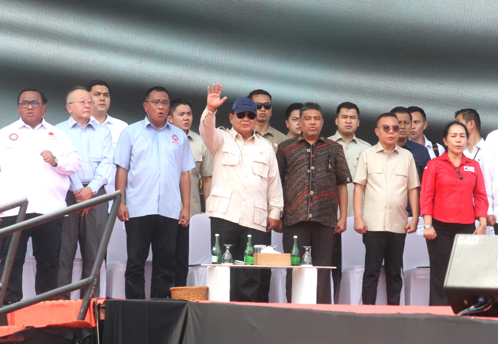 Presiden Prabowo Subianto menghadiri peringatan Hari Buruh Internasional atau May Day di Lapangan Monas, Jakarta, Kamis (1/5/2025). (Berita nasional.com/Oke Atmaja)