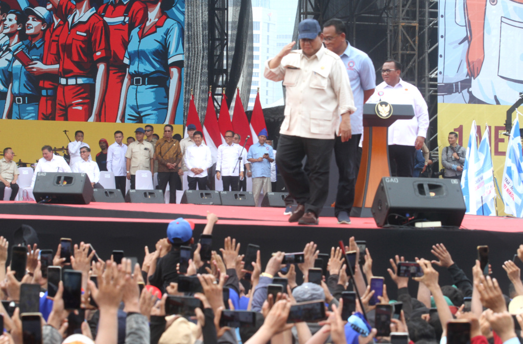 Presiden Prabowo Subianto menghadiri peringatan Hari Buruh Internasional atau May Day di Lapangan Monas, Jakarta, Kamis (1/5/2025). (Berita nasional.com/Oke Atmaja)