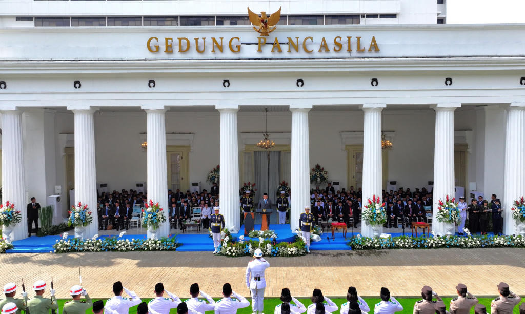 Presiden Prabowo Subianto memimpin upacara Hari Lahir Pancasila di Gedung Pancasila, Jakarta, Senin (2/6/2025). (Berita nasional.com/Oke Atmaja)