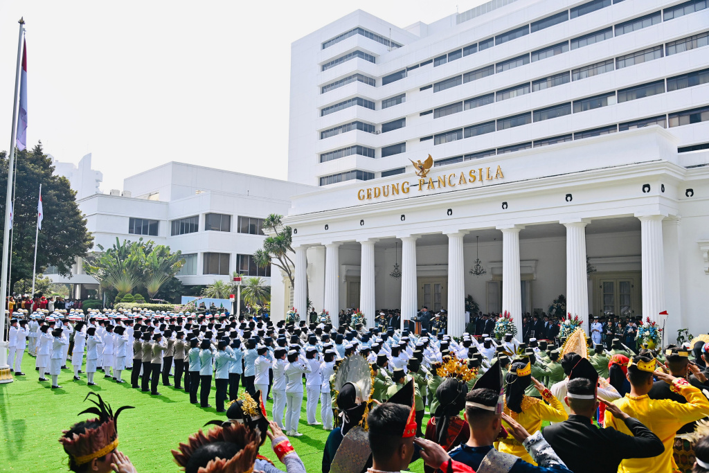 Presiden Prabowo Subianto memimpin upacara Hari Lahir Pancasila di Gedung Pancasila, Jakarta, Senin (2/6/2025). (Berita nasional.com/Oke Atmaja)