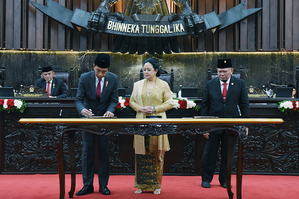 Presiden Jokowi sampaikan RUU APBN Tahun Anggaran 2024 beserta Nota Keuangan. (BeritaNasional/HO/Parlemen/Elvis Sendouw)