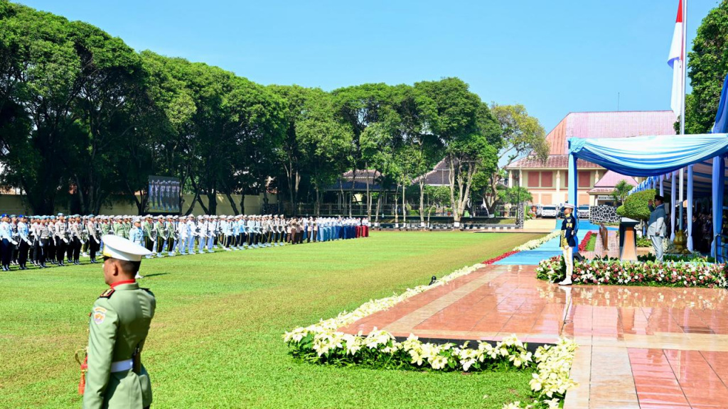 Presiden Prabowo Subianto memimpin upacara peringatan Hari Kesaktian Pancasila di Monumen Pancasila Sakti, Lubang Buaya, Jakarta, Rabu (1/10/2025).  (Biropers)