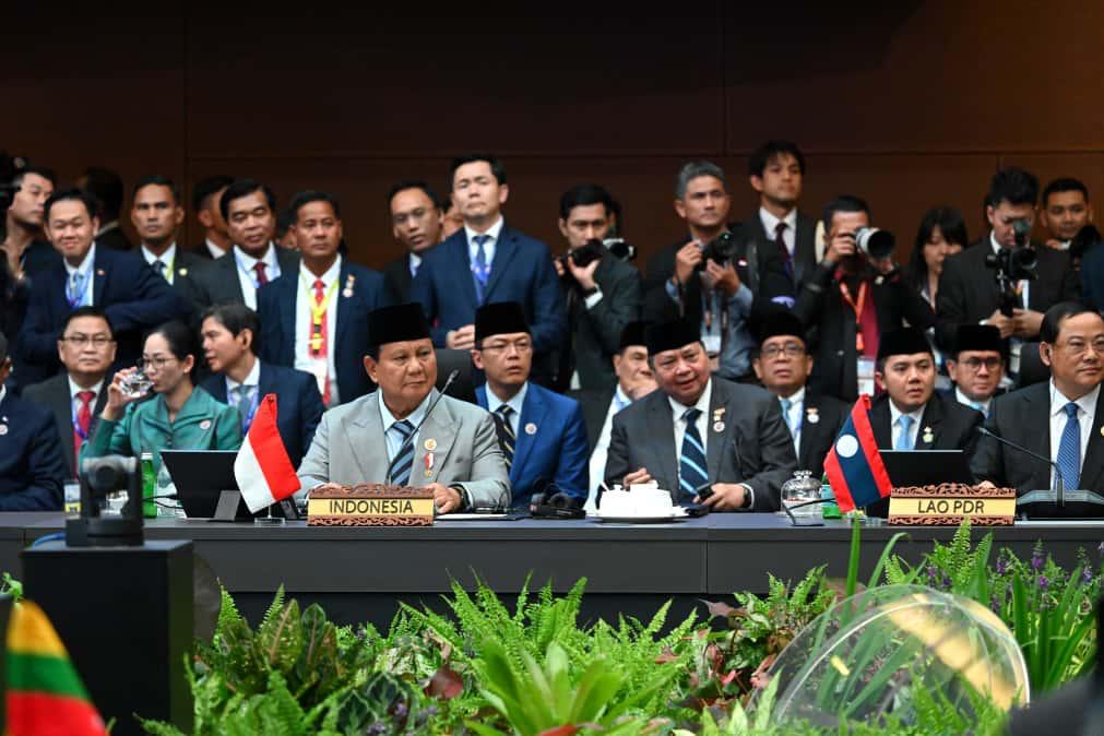 Presiden Prabowo: ASEAN–Jepang Adalah Jangkar Perdamaian dan Stabilitas Indo-Pasifik Presiden Republik Indonesia Prabowo Subianto menghadiri Konferensi Tingkat Tinggi (KTT) ke-28 ASEAN–Jepang yang digelar di Kuala Lumpur Convention Centre (KLCC), Malaysia.  (BeritaNasional/Elvis/HO Kris - Biro Pers Sekretariat Presiden)