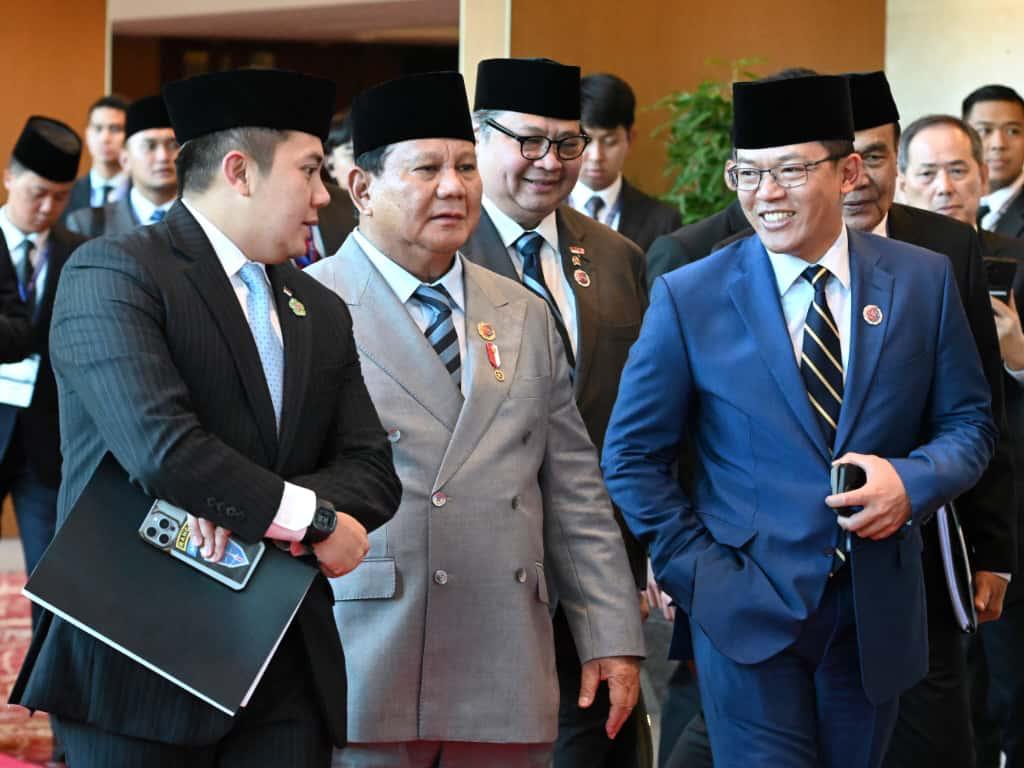 Presiden Prabowo: ASEAN–Jepang Adalah Jangkar Perdamaian dan Stabilitas Indo-Pasifik Presiden Republik Indonesia Prabowo Subianto menghadiri Konferensi Tingkat Tinggi (KTT) ke-28 ASEAN–Jepang yang digelar di Kuala Lumpur Convention Centre (KLCC), Malaysia.  (BeritaNasional/Elvis/HO Kris - Biro Pers Sekretariat Presiden)