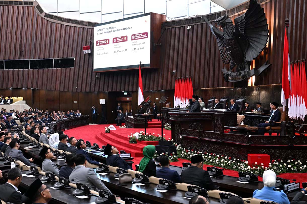 Presiden Prabowo Subianto menyampaikan pidato dalam Rapat Paripurna ke-19 DPR RI Masa Persidangan V Tahun Sidang 2025-2026 di kompleks Parlemen, Jakarta, Rabu (20/5/2026).(Beritanasional.com/Oke Atmaja)