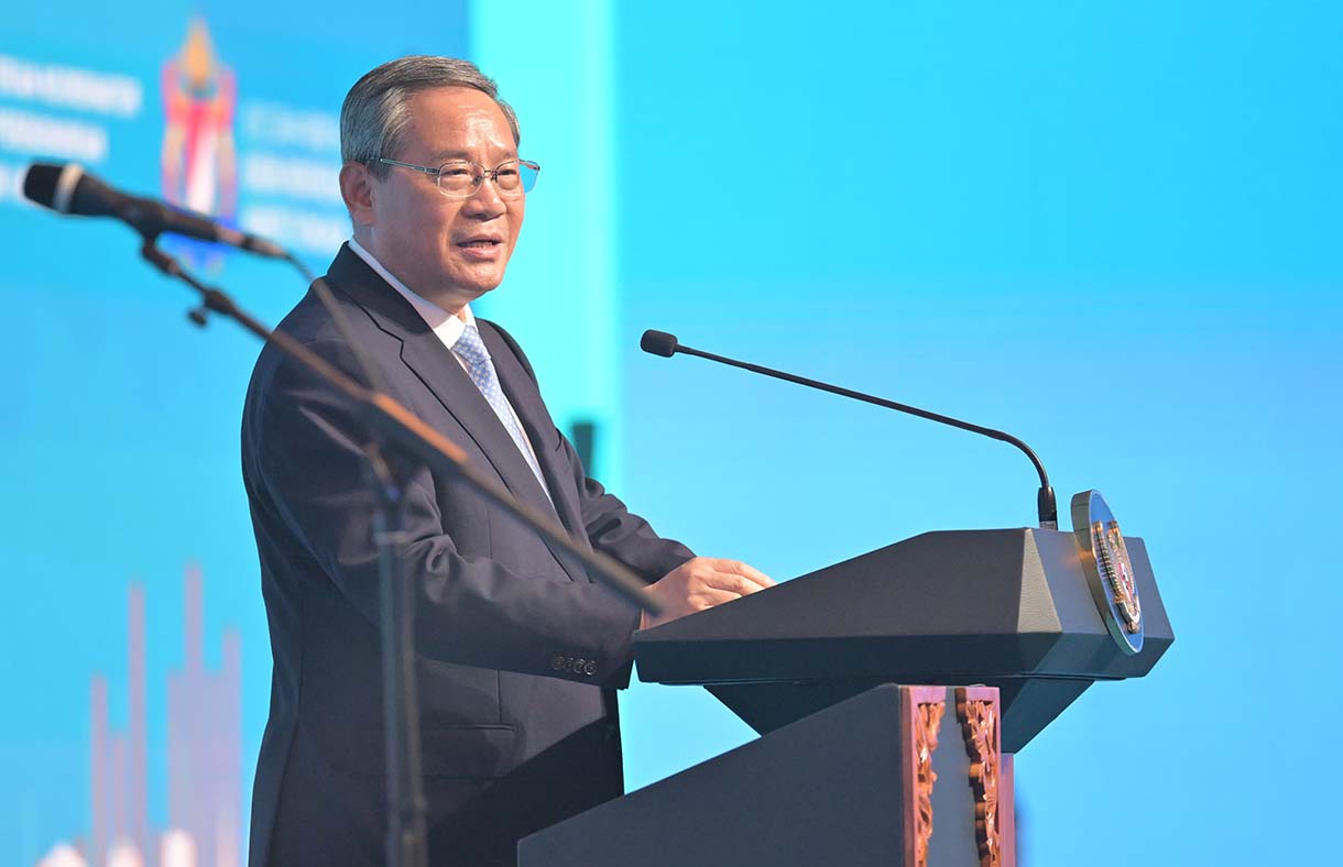 Presiden Prabowo Bersama PM China Li Qiang Hadiri Indonesia-China Business Reception 2025 Presiden Prabowo Subianto (kanan) bersama Perdana Menteri China Li Qiang (kedua kiri) menghadiri Indonesia-China Business Reception 2025 di Jakarta, Sabtu (24/5/2025). (Beritanasional.com/Biro Pers)