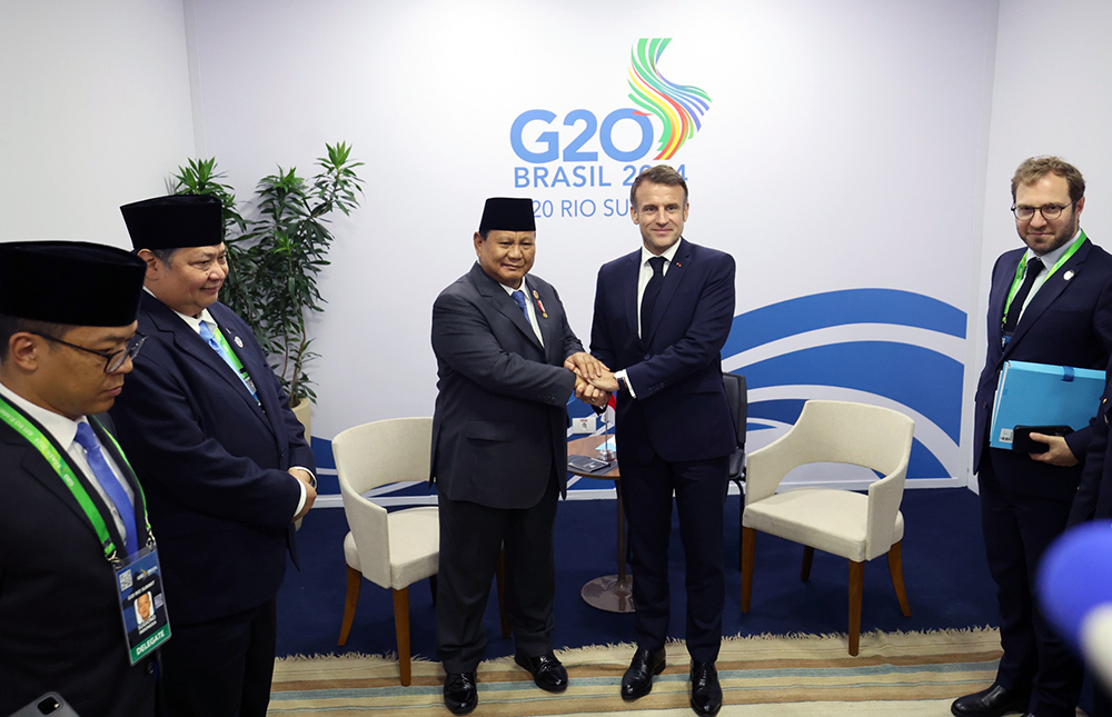 Pertemuan Presiden RI Prabowo Subianto dan Presiden Prancis  Emmanuel Macron pada KTT G20 Brasil. (BeritaNasional/Elvis Sendouw/HO BPMI Setpres/Syauqi)