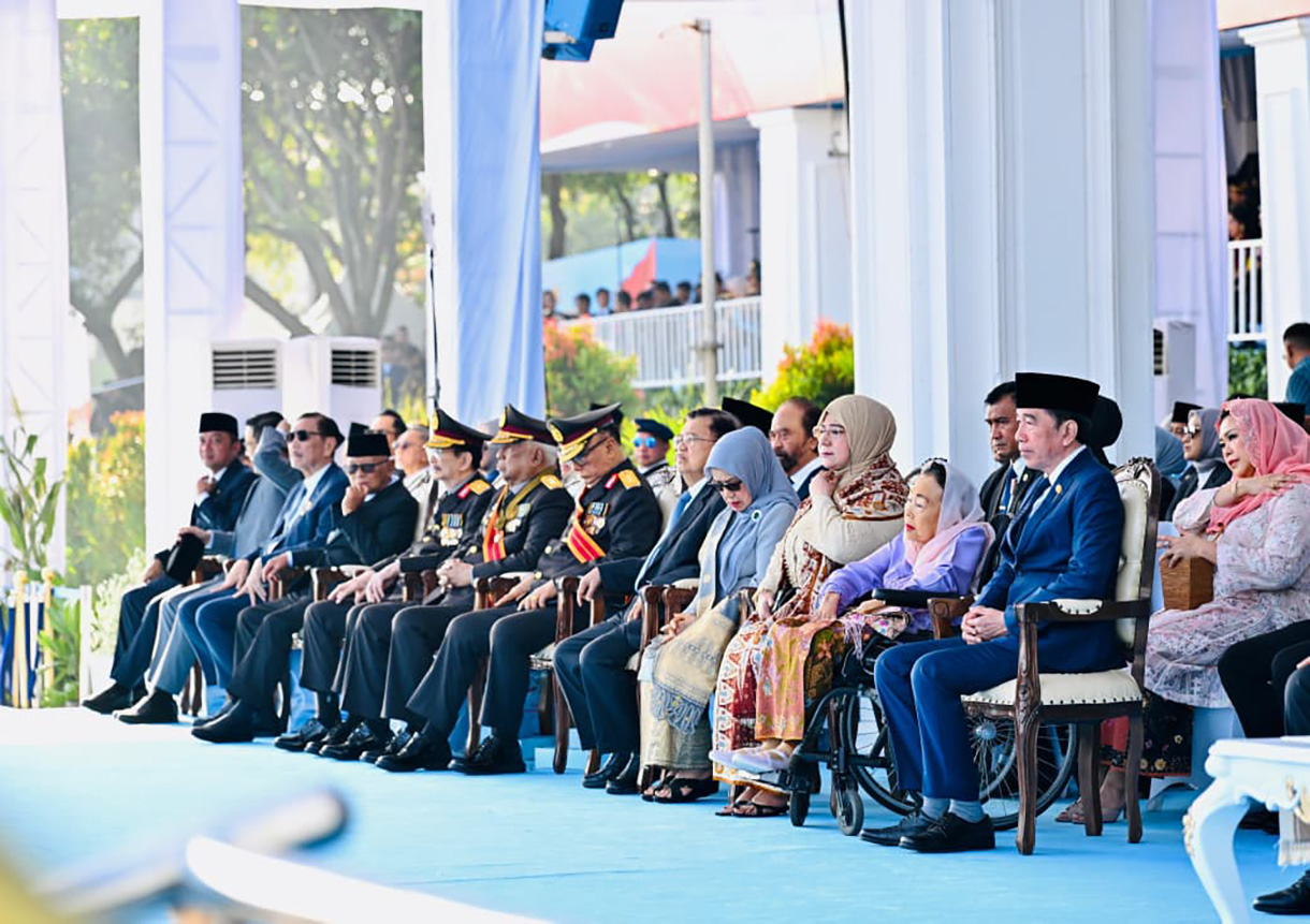 Presiden Prabowo Subianto didampingi Kapolri Jenderal Pol Listyo Sigit Prabowo menginspeksi pasukan pada upacara HUT Ke-80 Bhayangkara di Pusat Latihan Brimob Polri, Cikeas, Bogor, Jawa Barat, Rabu (1/7/2026).(Beritanasional.com/Oke Atmaja)