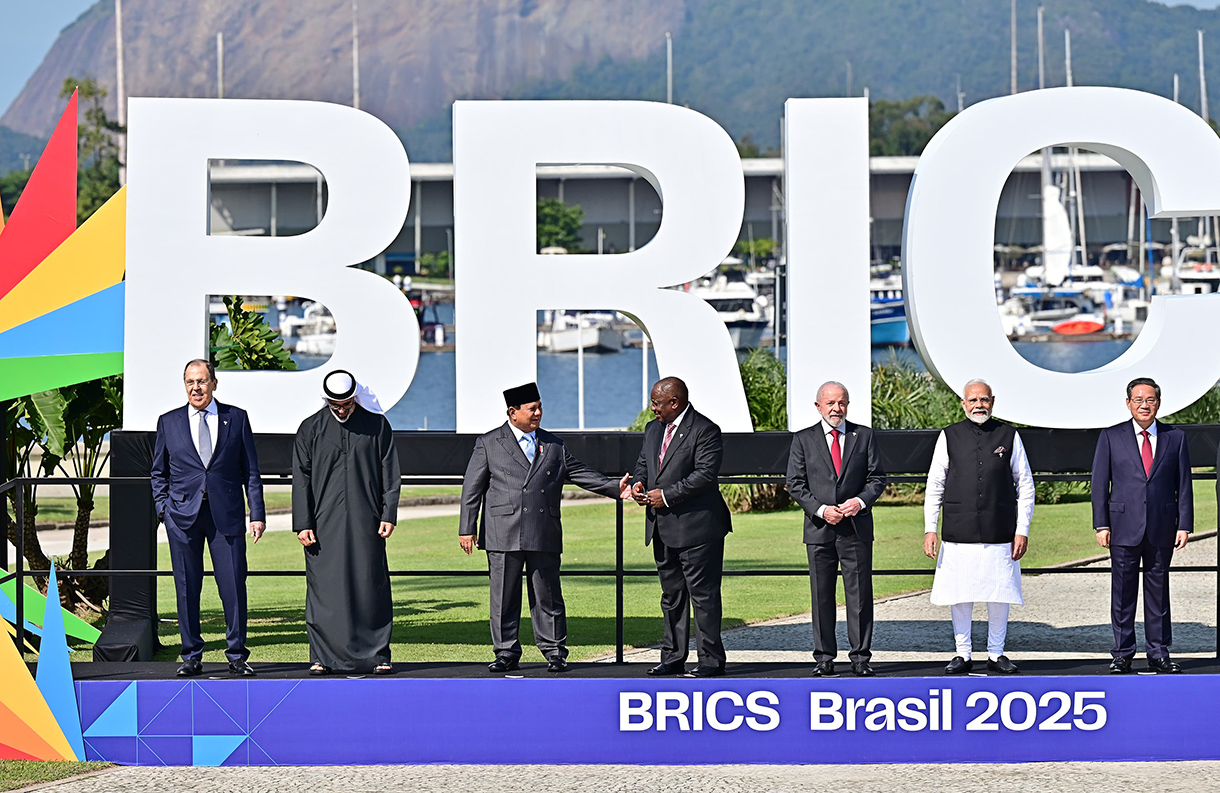 Presiden Prabowo Hadiri KTT BRICS 2025 di Rio de Janeiro Presiden Republik Indonesia, Prabowo Subianto menghadiri Konferensi Tingkat Tinggi (KTT) BRICS 2025 yang digelar pada Minggu, 6 Juli 2025, di Museum of Modern Art (MAM), Rio de Janeiro, Brasil. (Biropers)