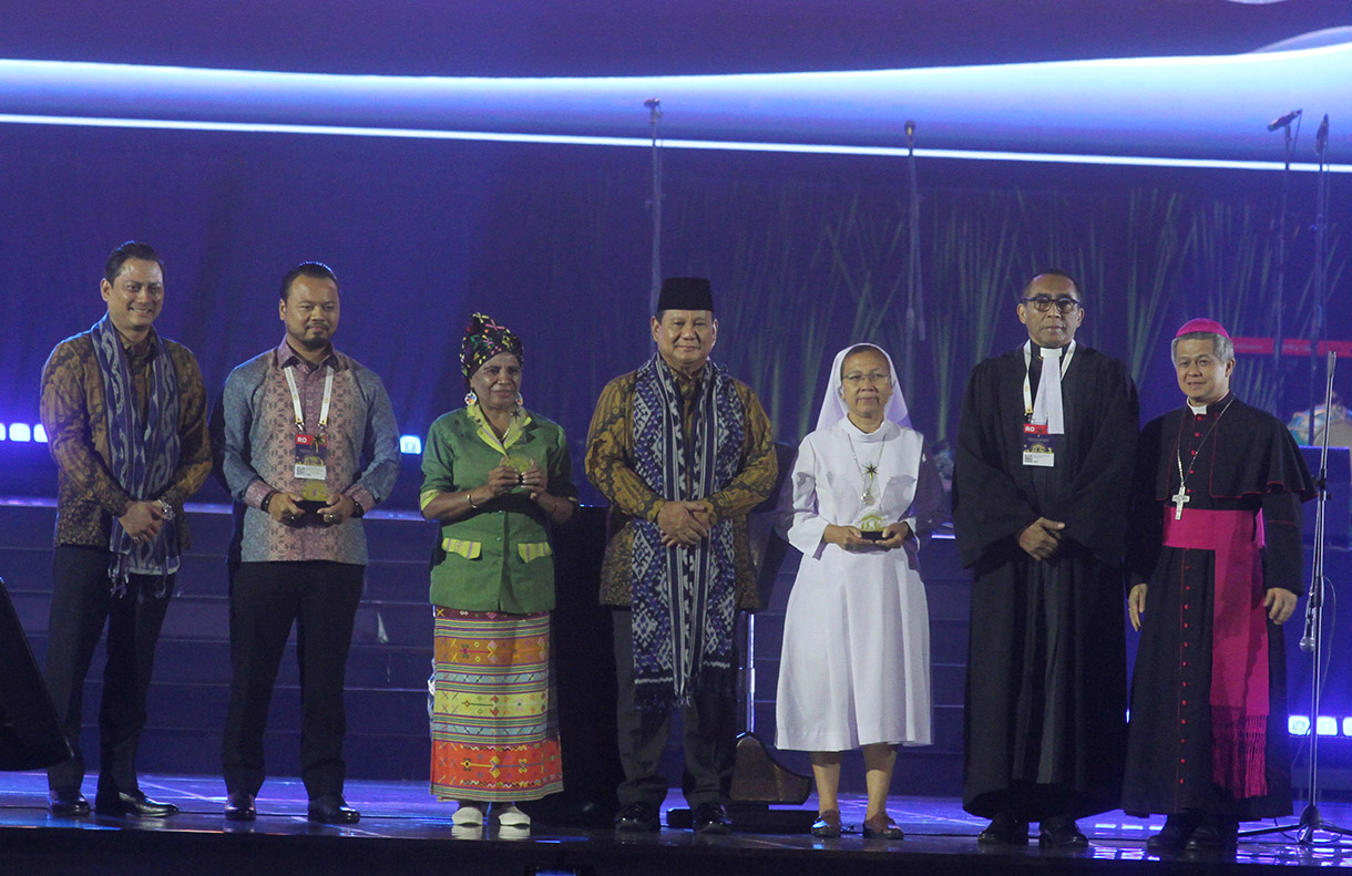 Presiden Prabowo Subianto memberikan sambutannya pada acara Perayaan Natal Nasional 2024 di Indonesia Arena, GBK, Jakarta, Sabtu (28/12/2024).  (BeritaNasional.com/Oke Atmaja)