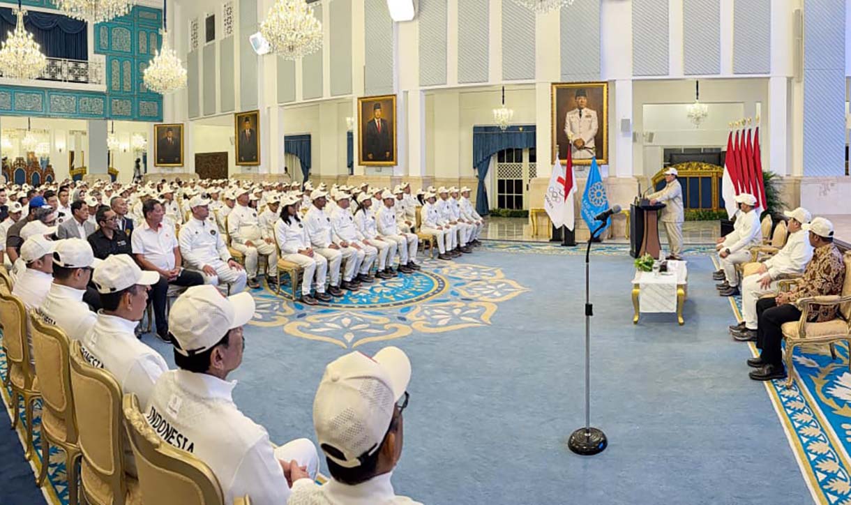 Presiden Prabowo Subianto memberikan arahan saat pelepasan Kontingen Indonesia pada SEA Games 2025 di Istana Negara, Jakarta, Jumat (5/12/2025).  (Biro Setpres)