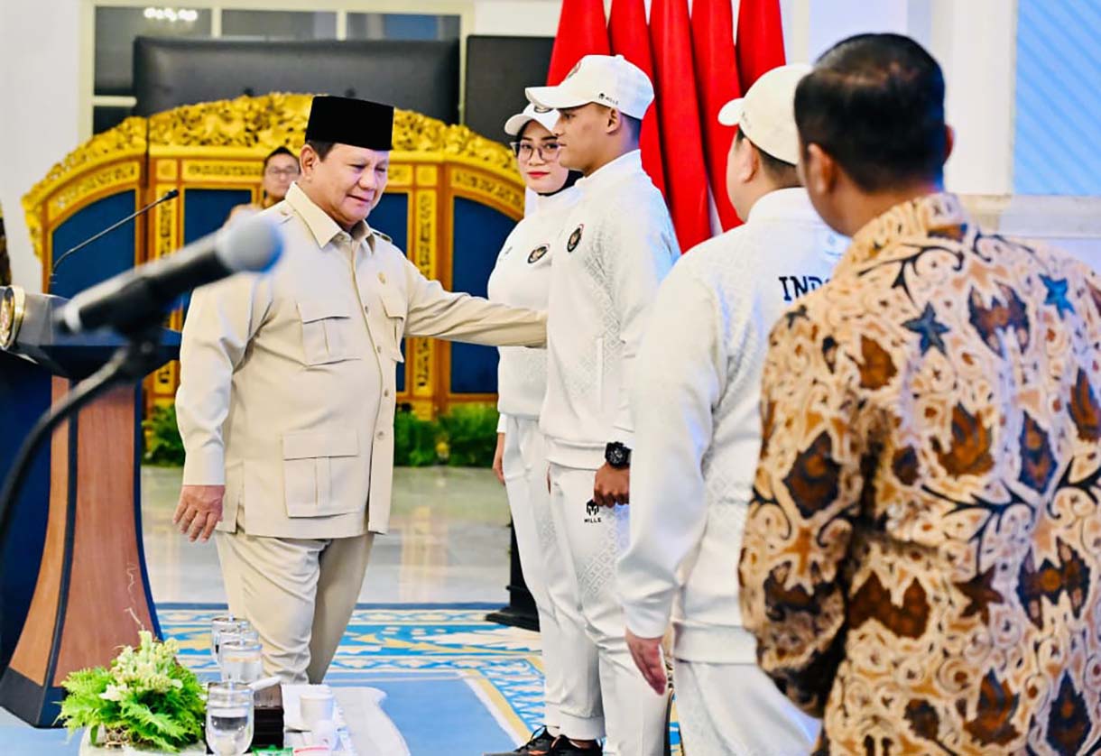 Presiden Prabowo Subianto memberikan arahan saat pelepasan Kontingen Indonesia pada SEA Games 2025 di Istana Negara, Jakarta, Jumat (5/12/2025).  (Biro Setpres)