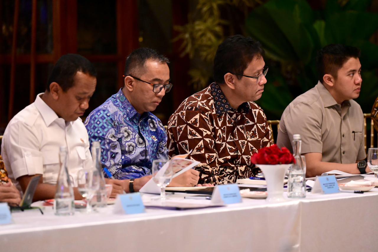 Presiden Prabowo panggil sejumlah anggota kabinet Merah Putih untuk bahas Ketahanan Pangan, MBG dan Energi. (BeritaNasional/Elvis Sendouw/Setpres)