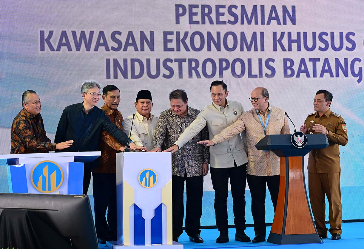 Presiden Prabowo Subianto meresmikan Kawasan Ekonomi Khusus (KEK) Industropolis Batang di Kabupaten Batang, Provinsi Jawa Tengah, Kamis (20/3/2025).  (Foto: Muchlis Jr - Biro Pers Sekretariat Presiden)