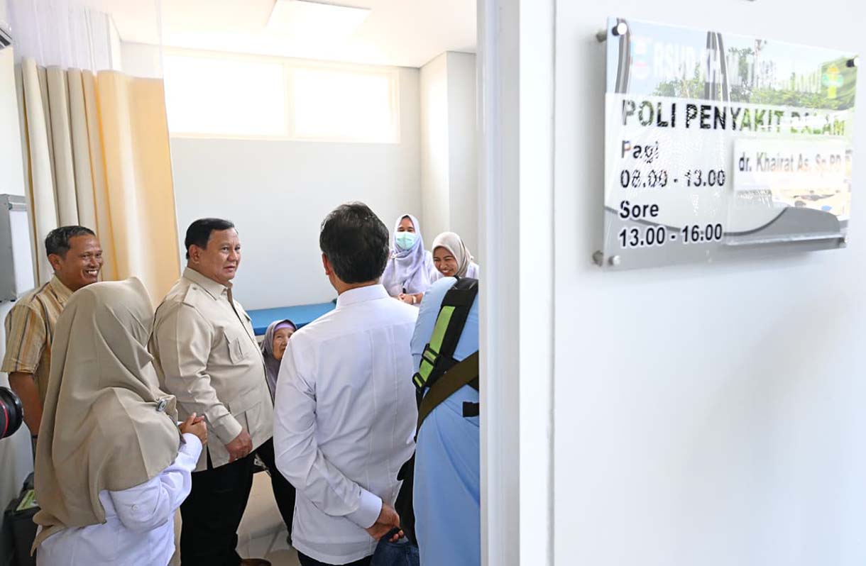 Menteri Perindustrian, Agus Gumiwang Kartasasmita menyampaikan program kerja pada rapat kerja bersama Komisi VII. (BeritaNasional/Elvis Sendouw)