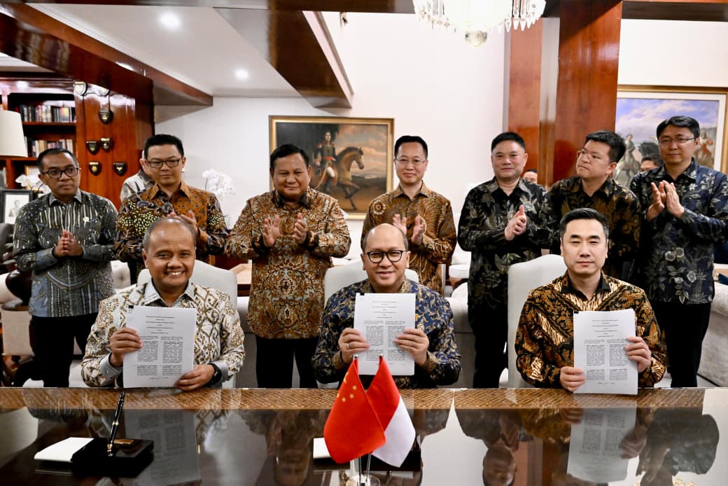 Presiden Prabowo Subianto menerima delegasi Hisense di kediamannya di Kertanegara, Jakarta. (BeritaNasional/Elvis/HO Biro Pers Istana/Cahyo)