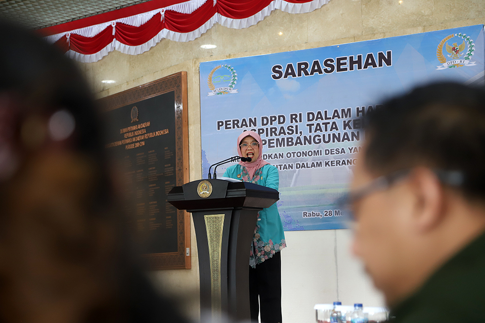 Puskadaran Setjen DPD RI: Mewujudkan Tata Kelola Pembangunan Desa Sebagai Akar Pembangunan Bangsa Puskadaran DPD RI gelar sarasehan dengan tema 'Peran DPD RI dalam Harmonisasi, Aspirasi, Tata Kelola, dan Pembangunan Desa untuk Mewujudkan Otonomi Desa yang Akuntabel dan Berkelanjutan dalam Kerangka RPJMN 2025-2029'. (BeritaNasional/Elvis Sendouw)
