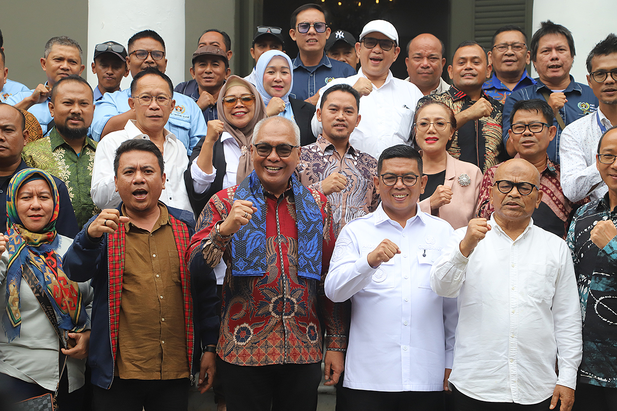 Keua dan pengurus Persatuan Wartawan Indonesia (PWI) Pusat temui Gubernur Banten Andra Soni bahas HPN 2026. (BeritaNasional/Elvis Sendouw)