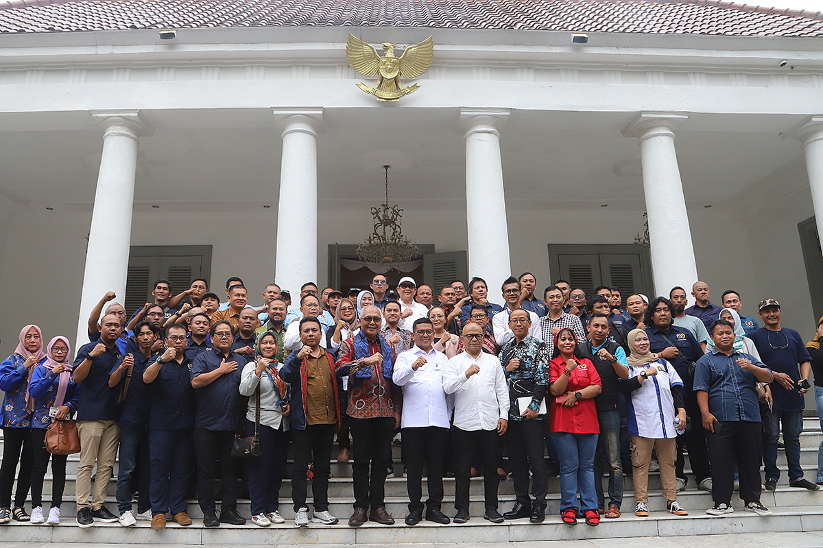 Keua dan pengurus Persatuan Wartawan Indonesia (PWI) Pusat temui Gubernur Banten Andra Soni bahas HPN 2026. (BeritaNasional/Elvis Sendouw)