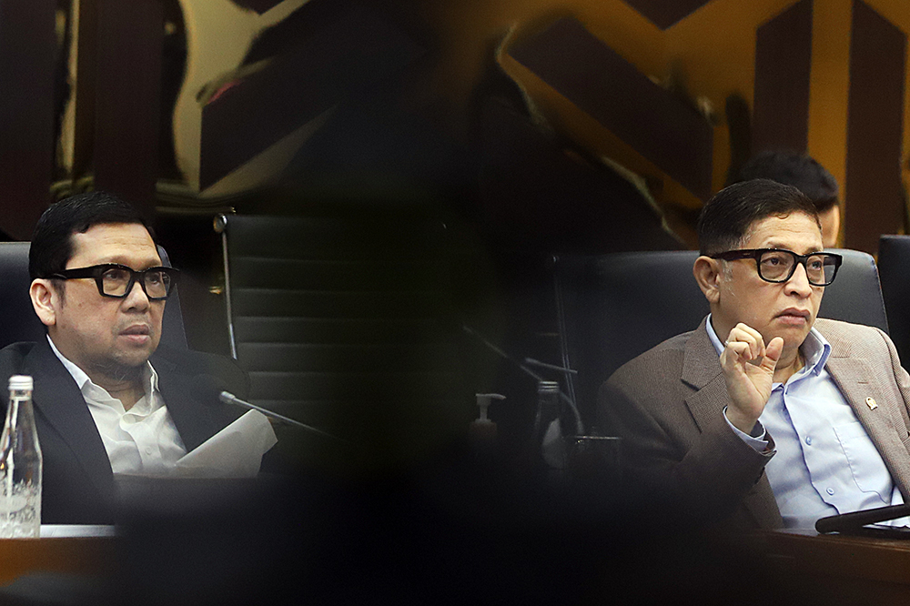 Badan Legislasi (Baleg) DPR RI menggelar rapat kerja (raker) bersama Menteri Agama (Menag) Nasaruddin Umar dan Wamen Pendidikan Dasar dan Menengah (Wamendikdasmen), Atip Latipulhayat. (BeritaNasional/Elvis Sendouw)