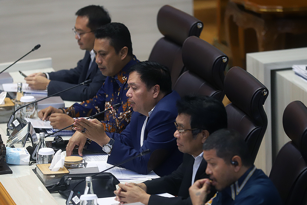 Rapat kerja komisi V bersama Menteri PU, Wamen Perhubungan, BMKG, Basarnas dan Korlantas ditunda. (BeritaNasional/Elvis Sendouw)
