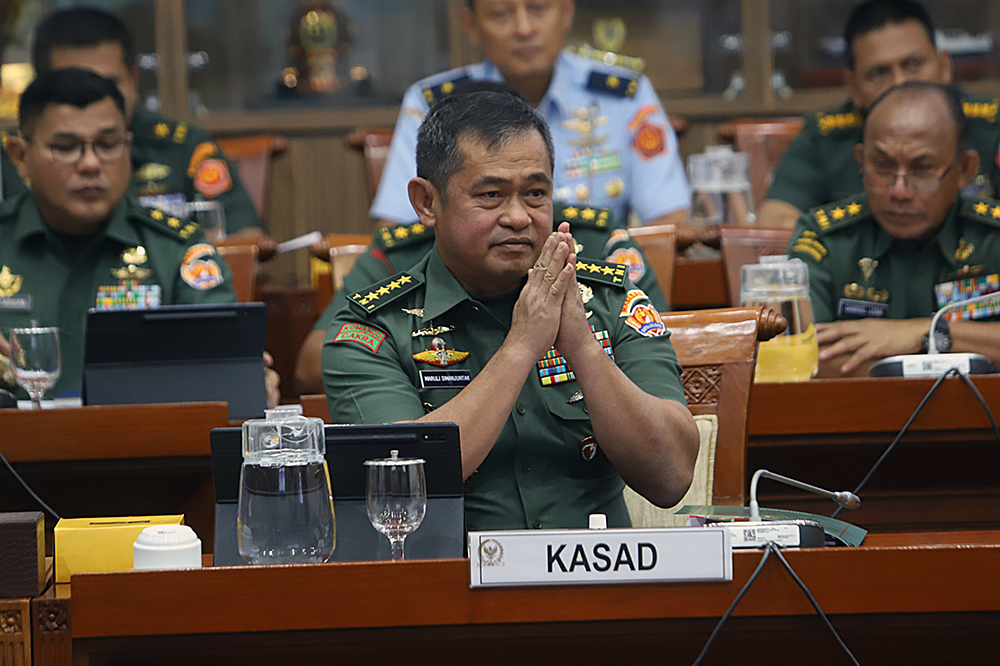 Rapat kerja Komisi I bersama Kemenhan dan TNI. (BeritaNasional/Elvis Sendouw)