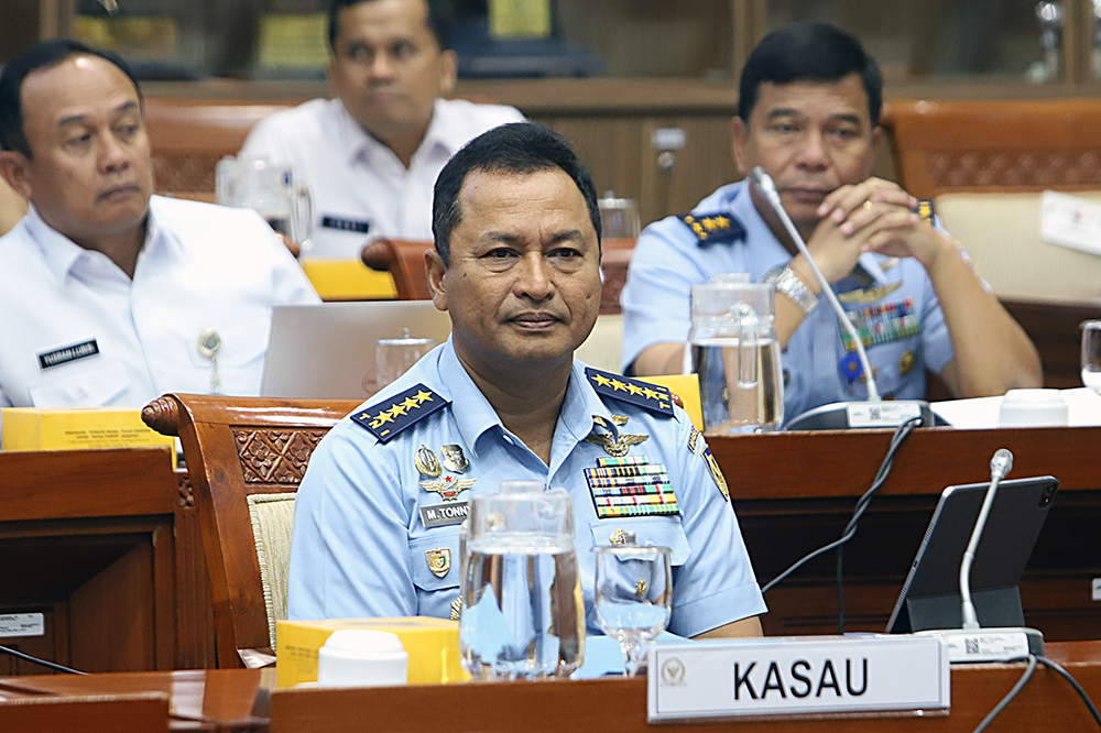 Rapat kerja Komisi I bersama Kemenhan dan TNI. (BeritaNasional/Elvis Sendouw)